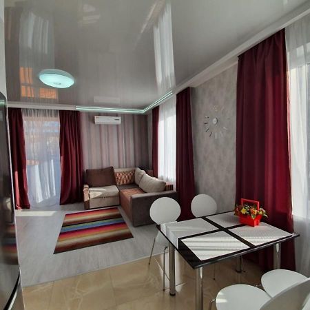 Lux New Apartment 2019 Kharkiv Eksteriør billede